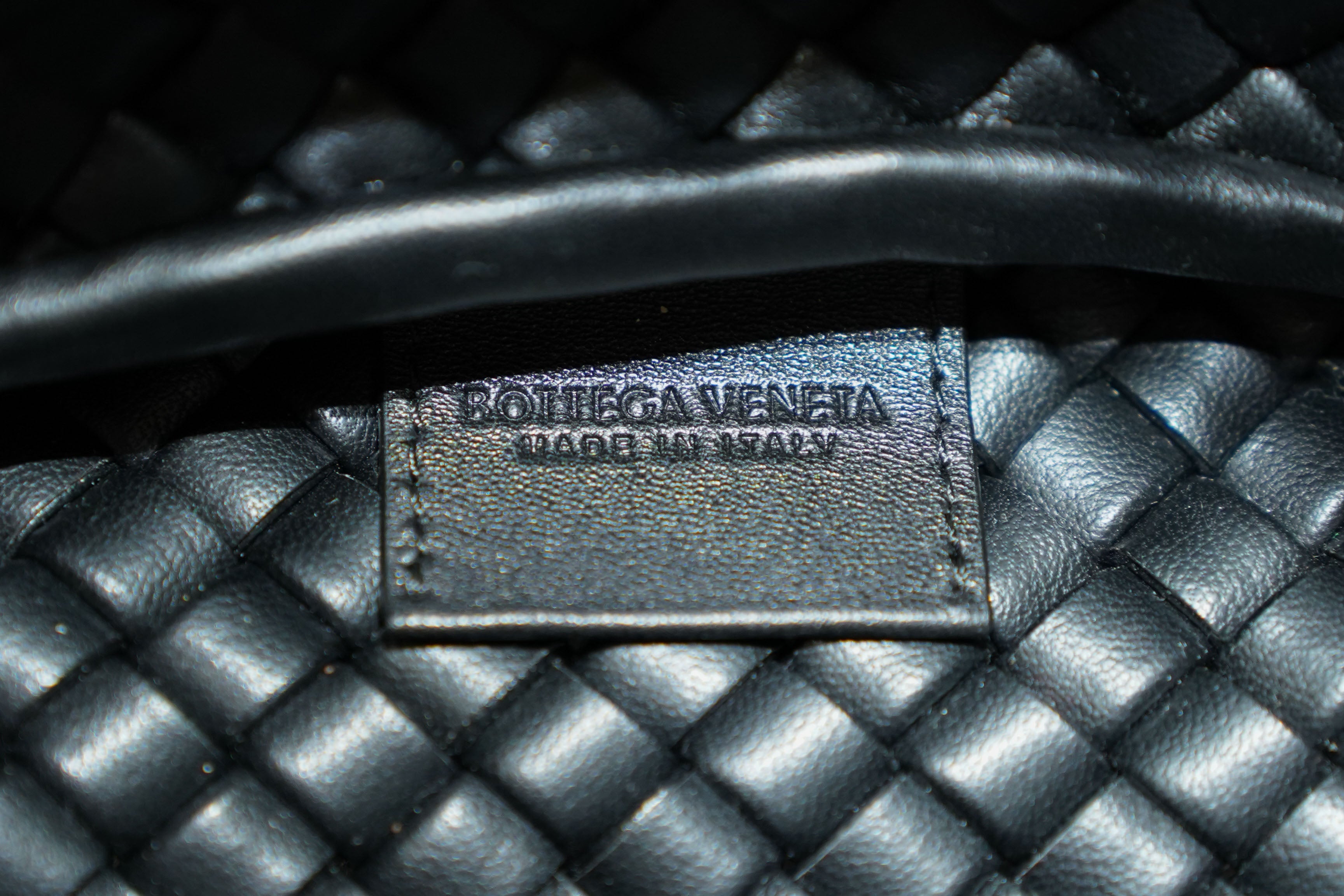 Bottega Veneta | Cobble – Leather – Black – Gold Hardware