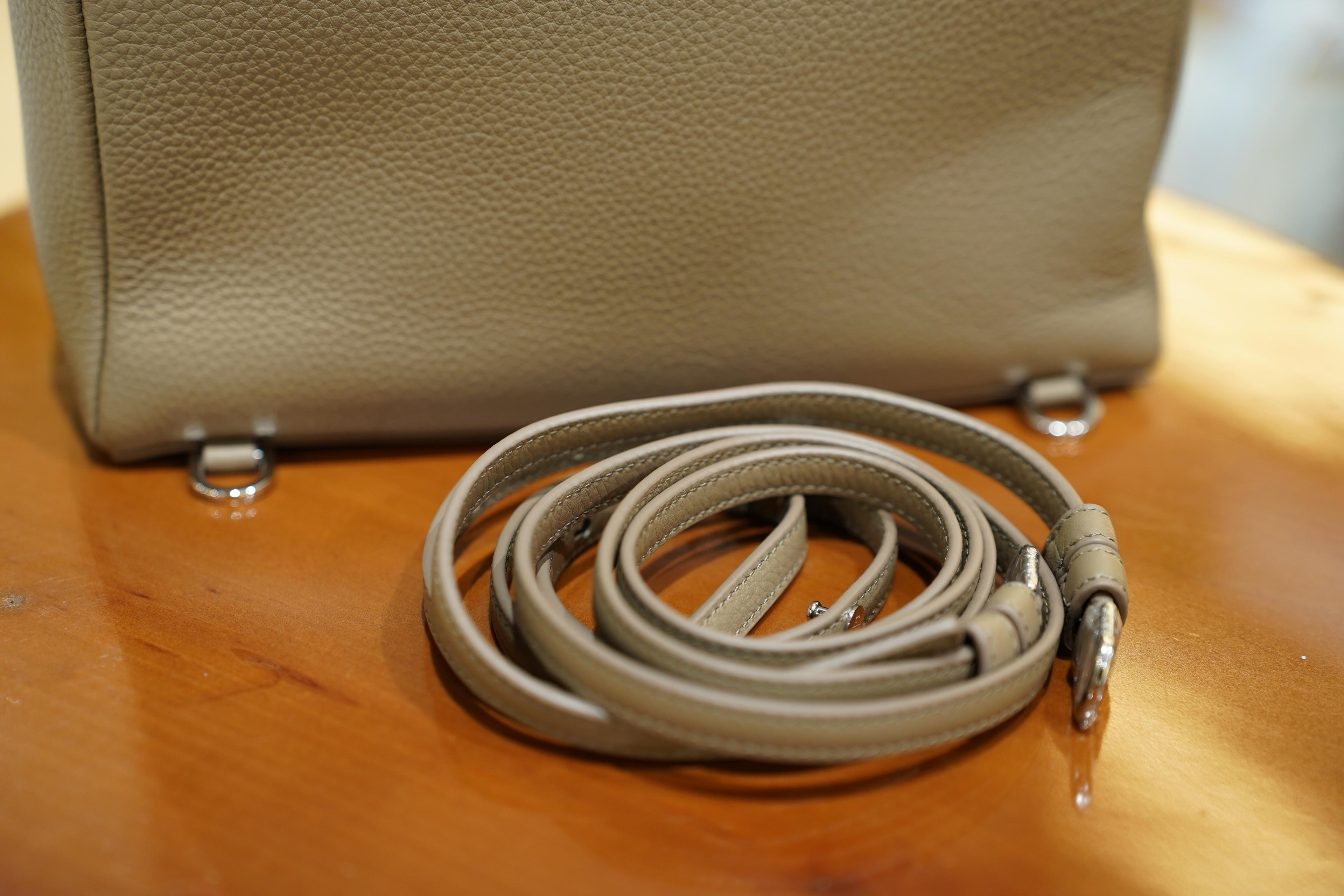 Loro Piana | Extra-Pocket-Backpack – Leather – Beige – Silver Hardware