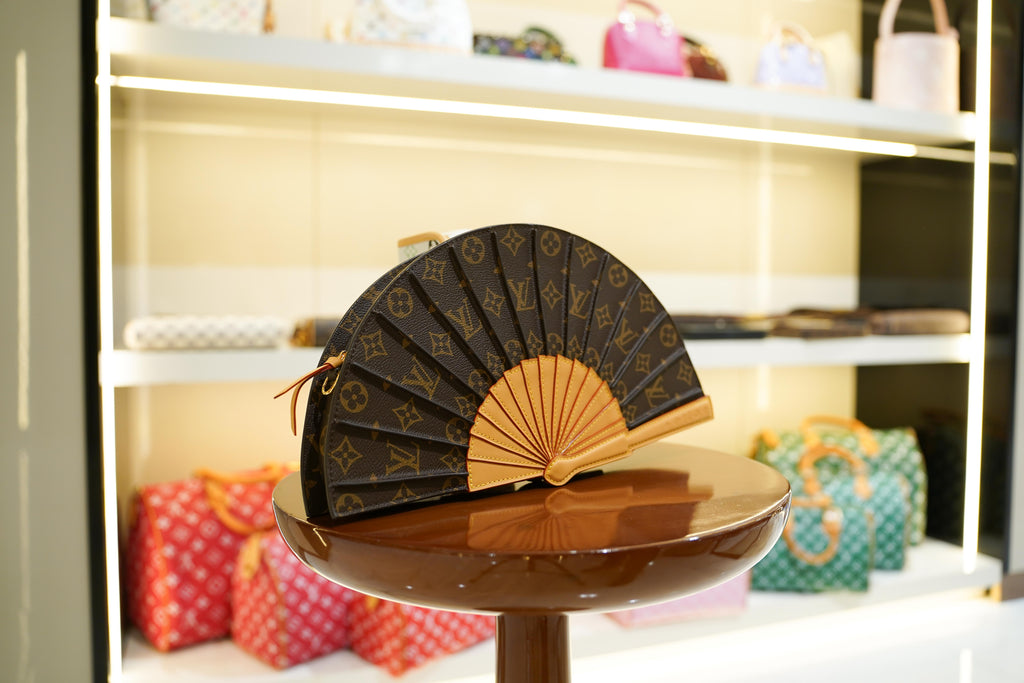 Louis Vuitton | Fan Bag – Canvas – Monogram – Gold Hardware
