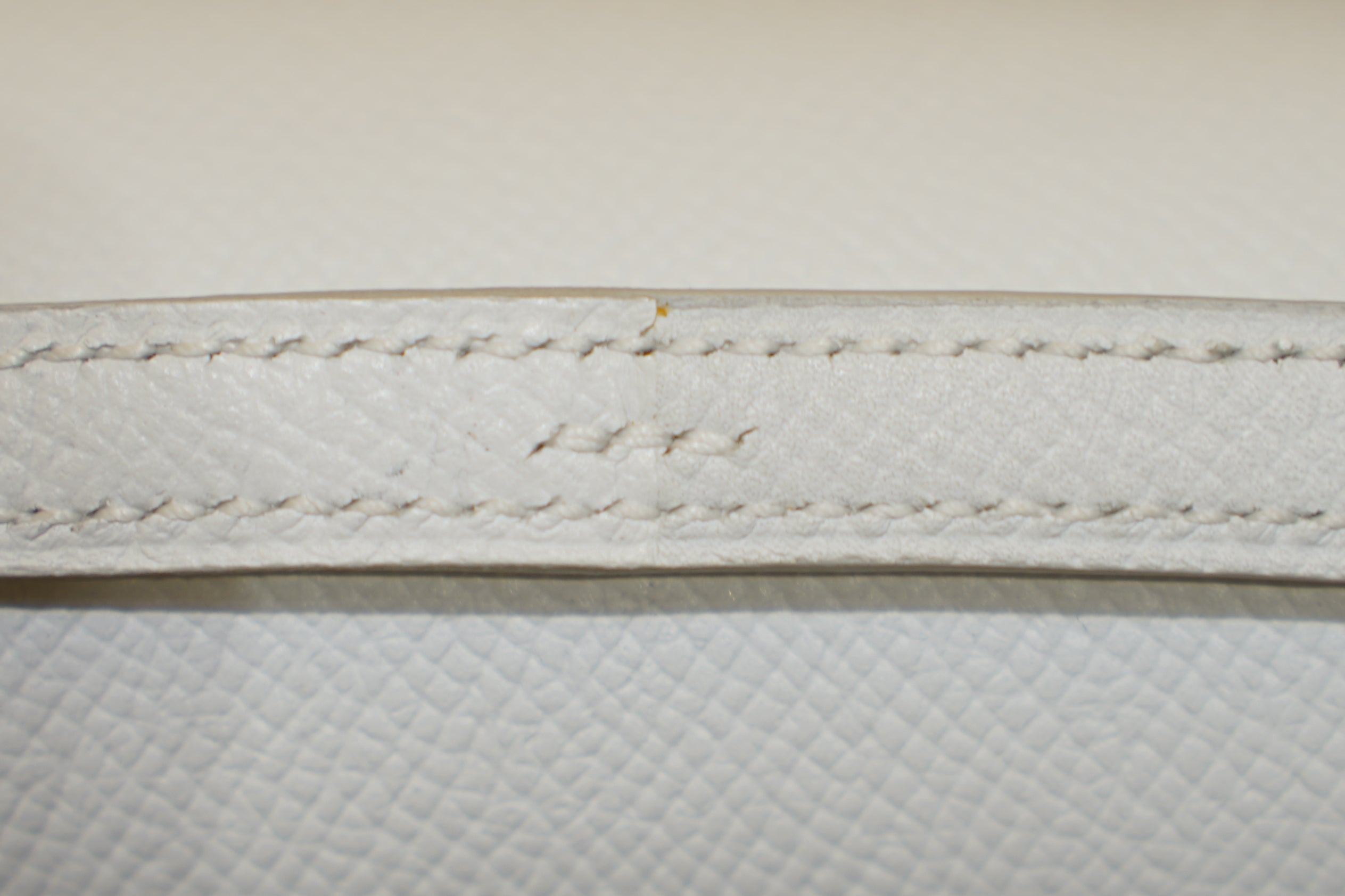 Hermes | Constance – Epsom – White – Gold Hardware