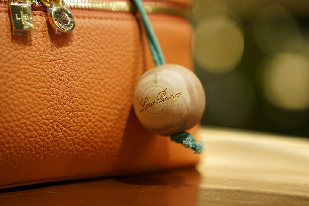 Loro Piana | Extra-Pocket-L19 – Leather – Orange – Gold Hardware