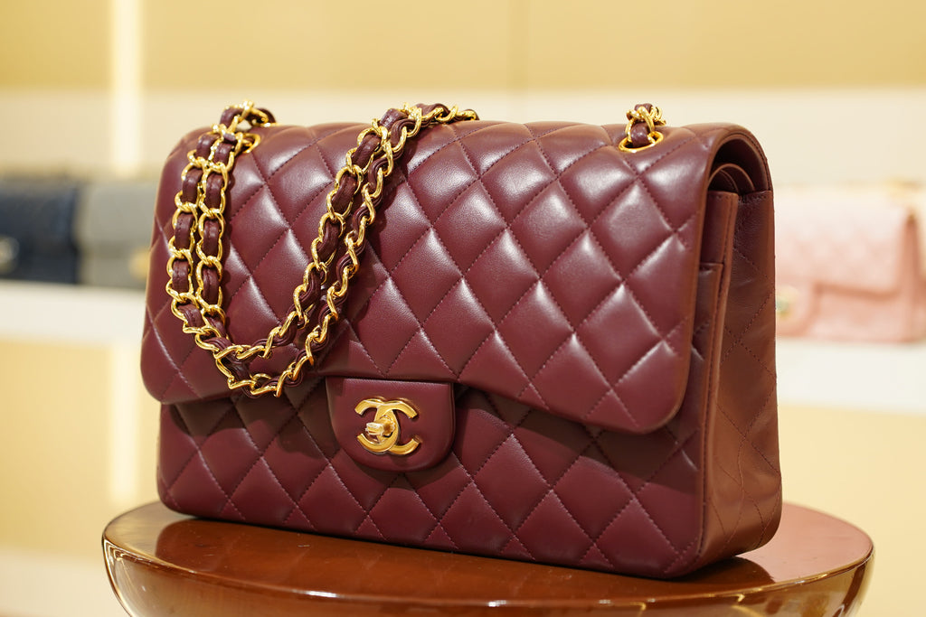 Chanel | Classic Flap Medium – Lambskin Leather – Burgundy – Gold Hardware