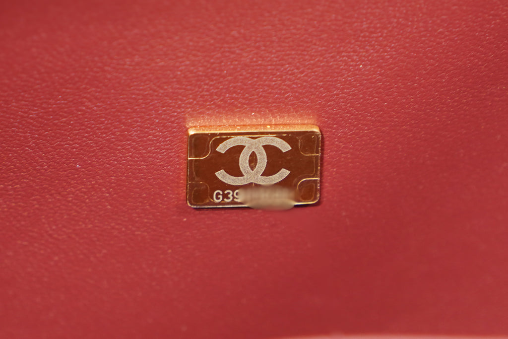 Chanel | Classic Flap Medium – Caviar Leather – Burgundy – Gold Hardware