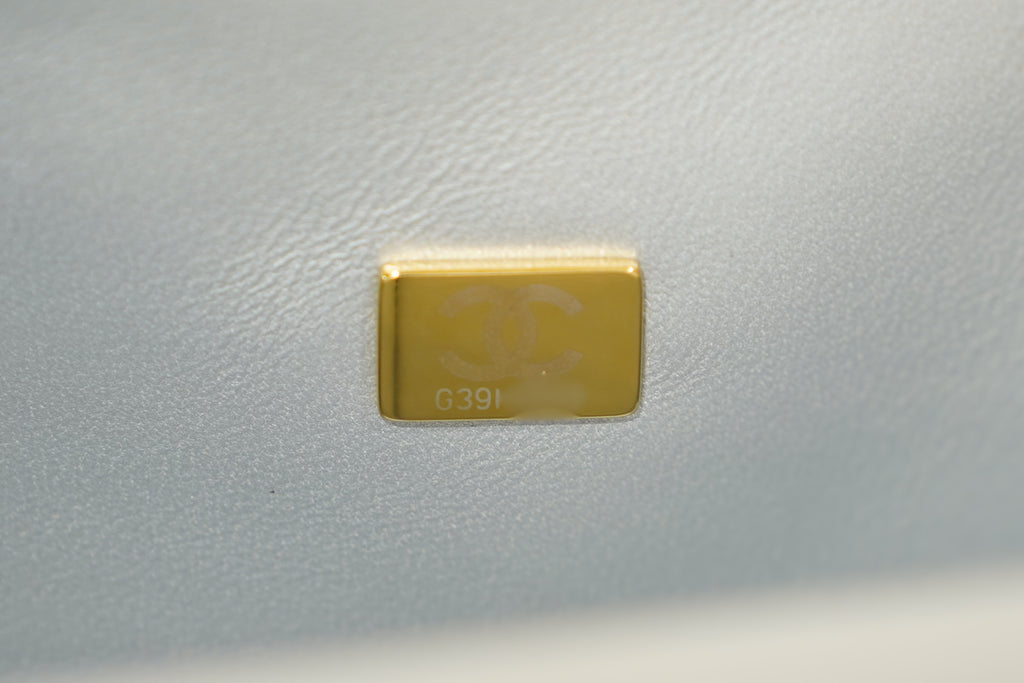 Chanel | Classic Flap Medium – Caviar Leather – Silver – Gold Hardware