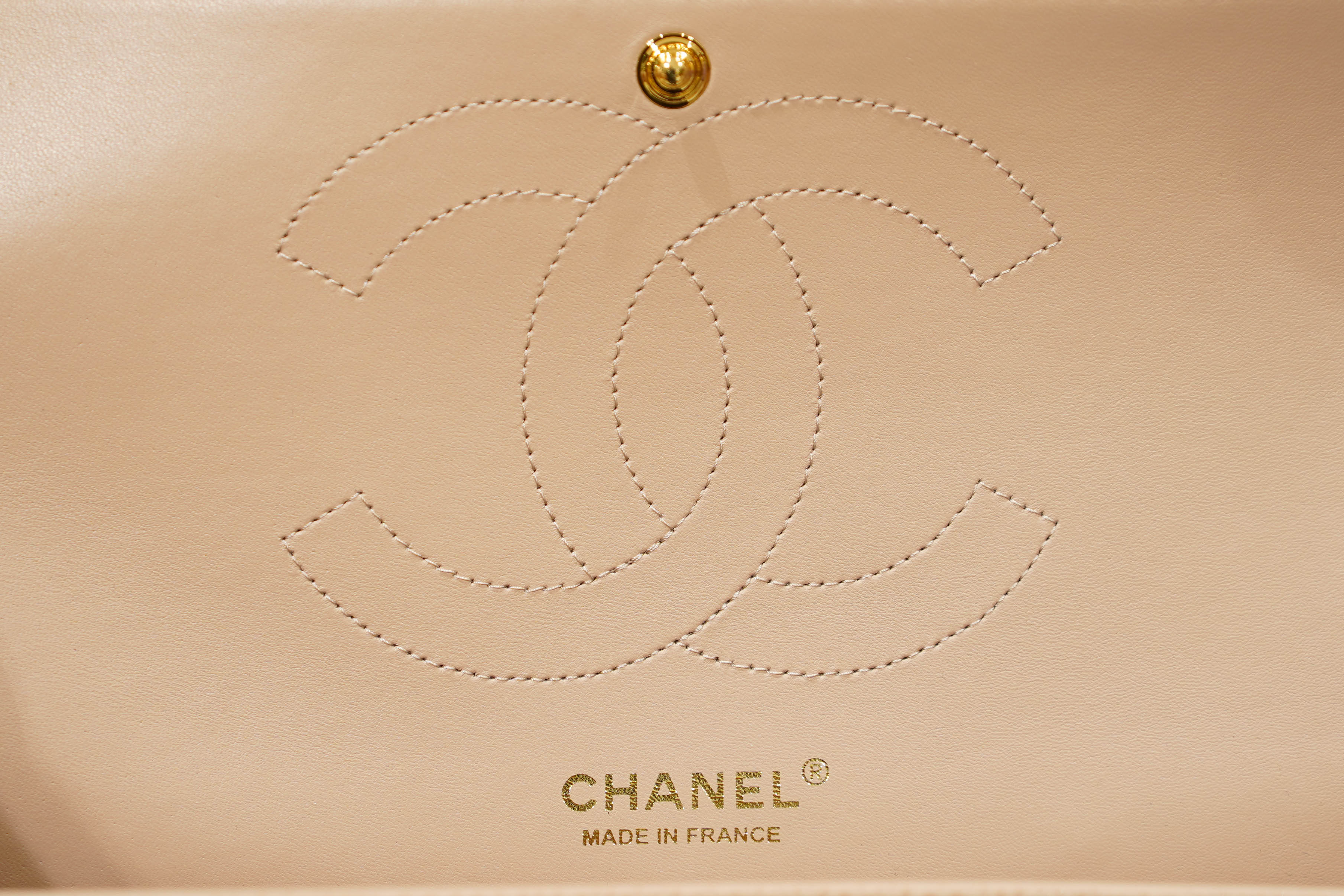 Chanel | Classic Flap Medium – Caviar Leather – Beige – Gold Hardware