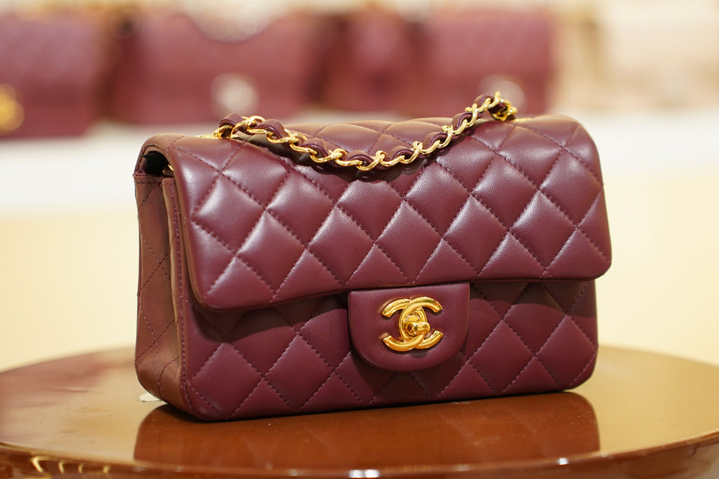 Chanel | Classic Flap Bag – Bordeaux Lambskin – Gold Hardware