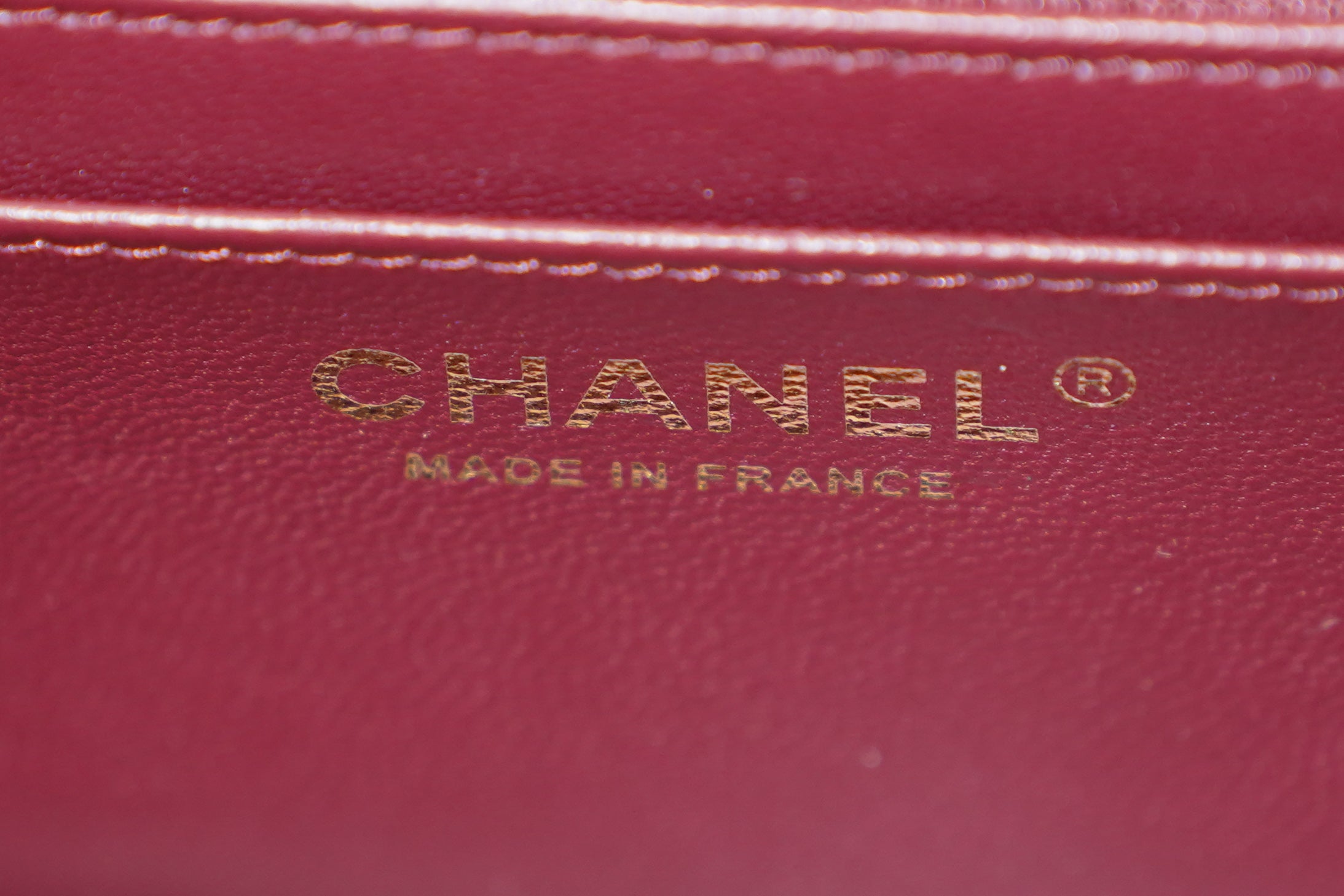 Chanel | Classic Flap Bag – Bordeaux Lambskin – Gold Hardware
