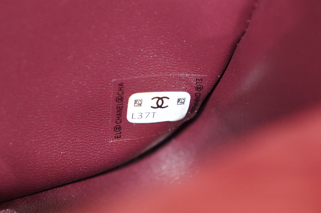 Chanel | Classic Flap Bag – Burgundy Suede – Gold Hardware