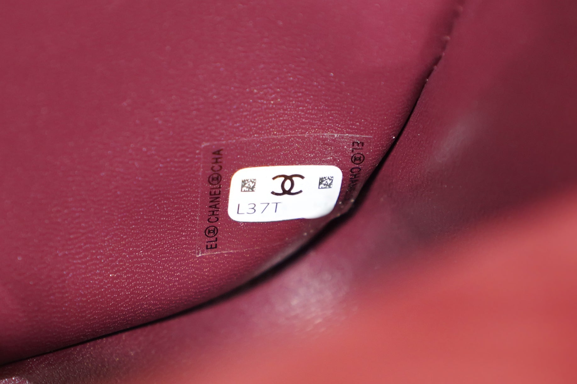 Chanel | Classic Flap Bag – Burgundy Suede – Gold Hardware