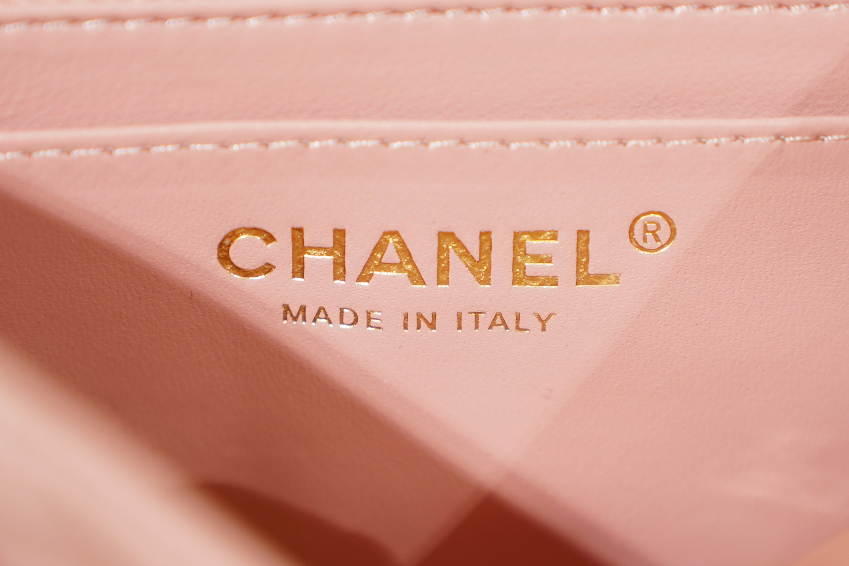 Chanel | Classic Flap Bag with Charm – Pink Lambskin – Gold Hardware