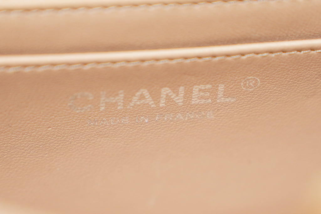 Chanel | Classic Flap Bag – Nude Beige Lambskin – Silver Hardware