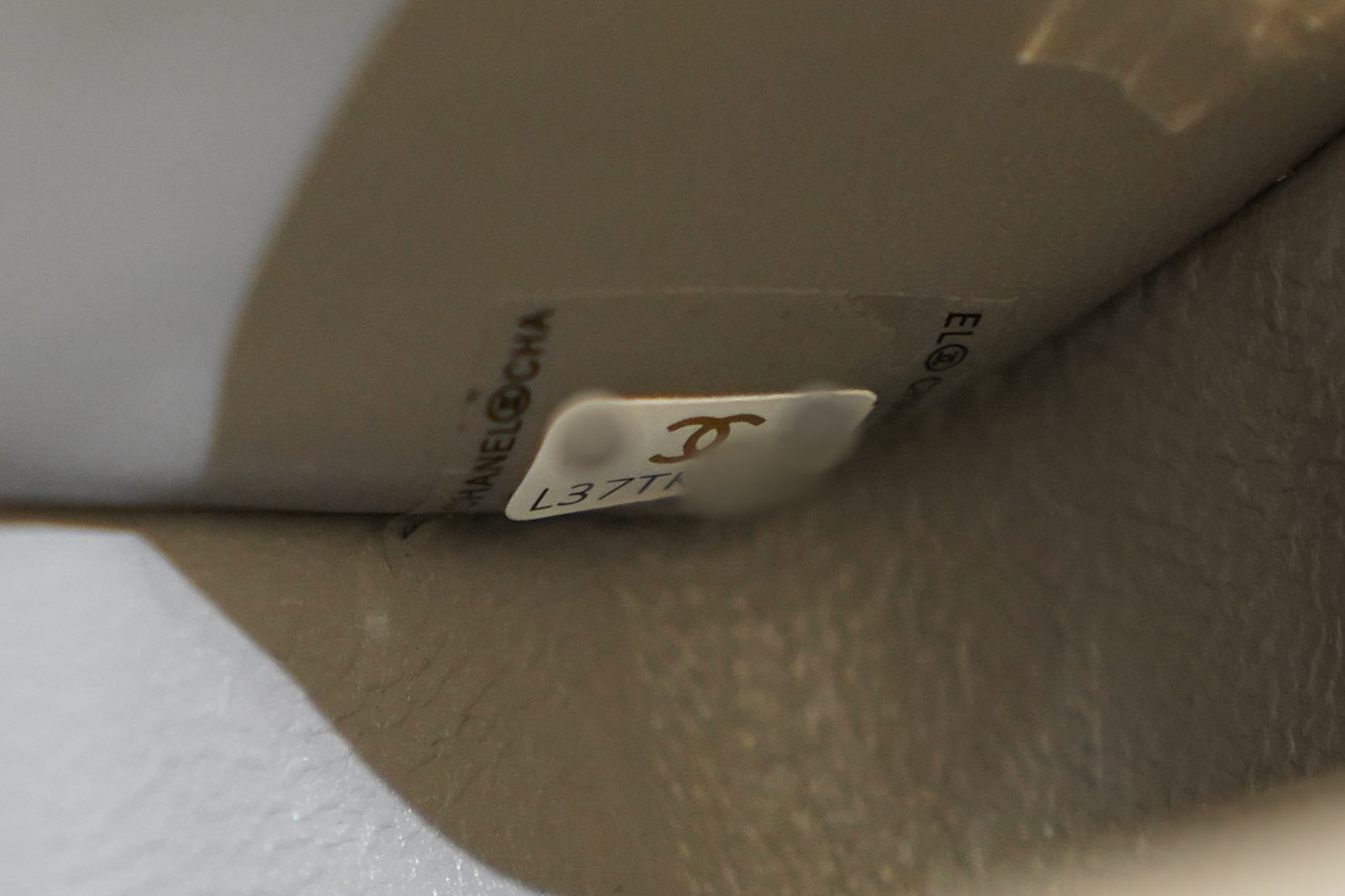 Chanel | Classic Flap Bag – Grey Suede – Gold Hardware