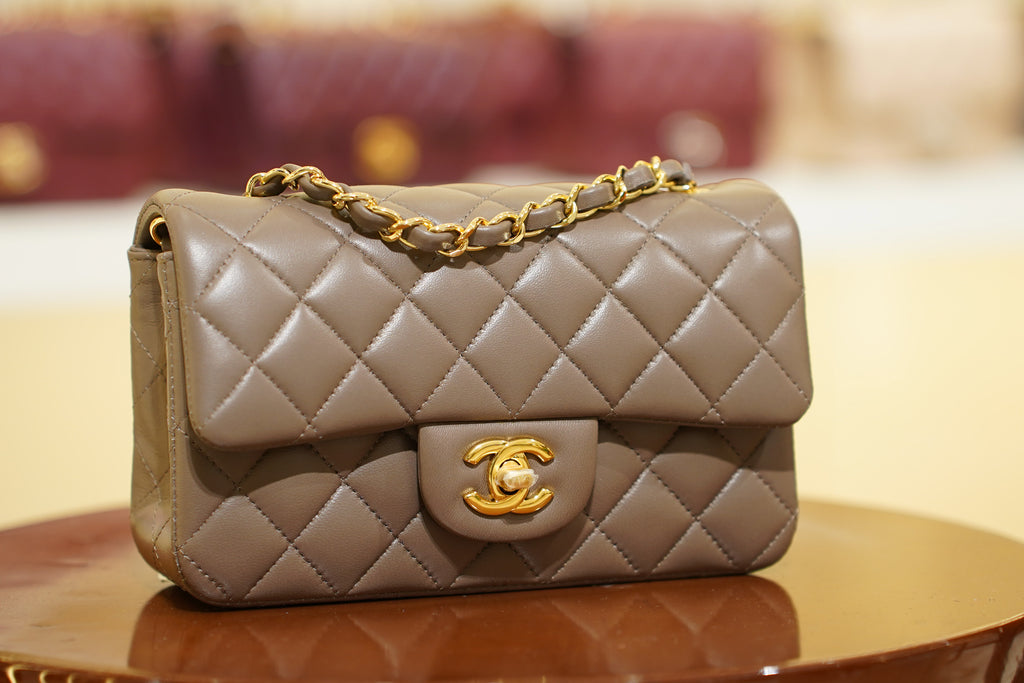 Chanel | Classic Flap Bag – Taupe Lambskin – Gold Hardware