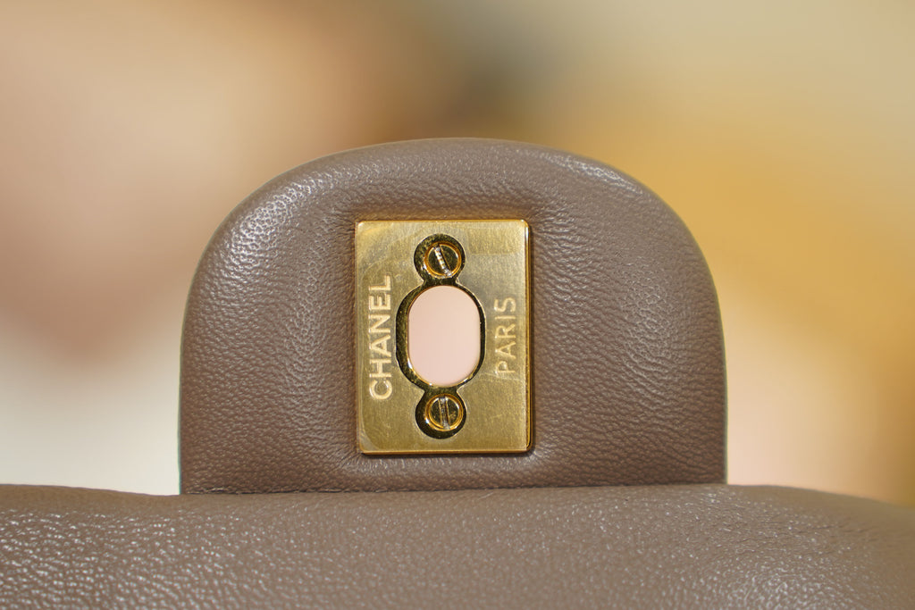 Chanel | Classic Flap Bag – Taupe Lambskin – Gold Hardware