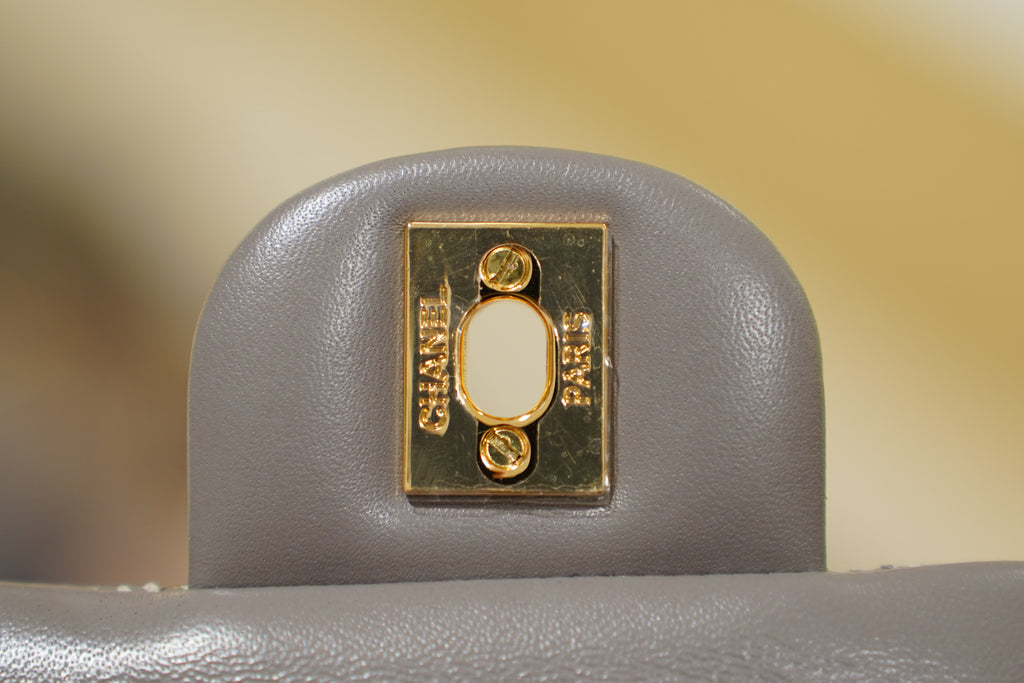 Chanel | Classic Flap Bag – Grey Lambskin – Gold Hardware