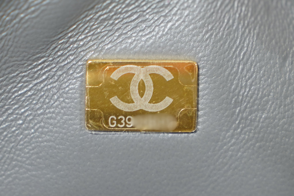 Chanel | Classic Flap Bag – Grey Caviar Leather – Gold Hardware