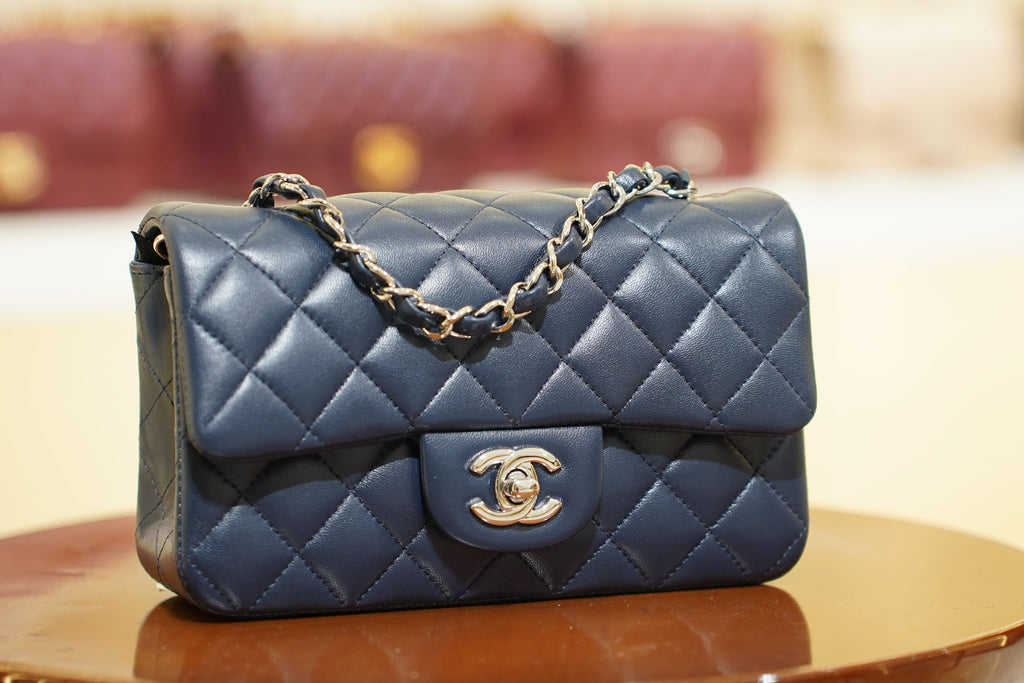 Chanel | Classic Flap Bag – Navy Blue Lambskin – Silver Hardware