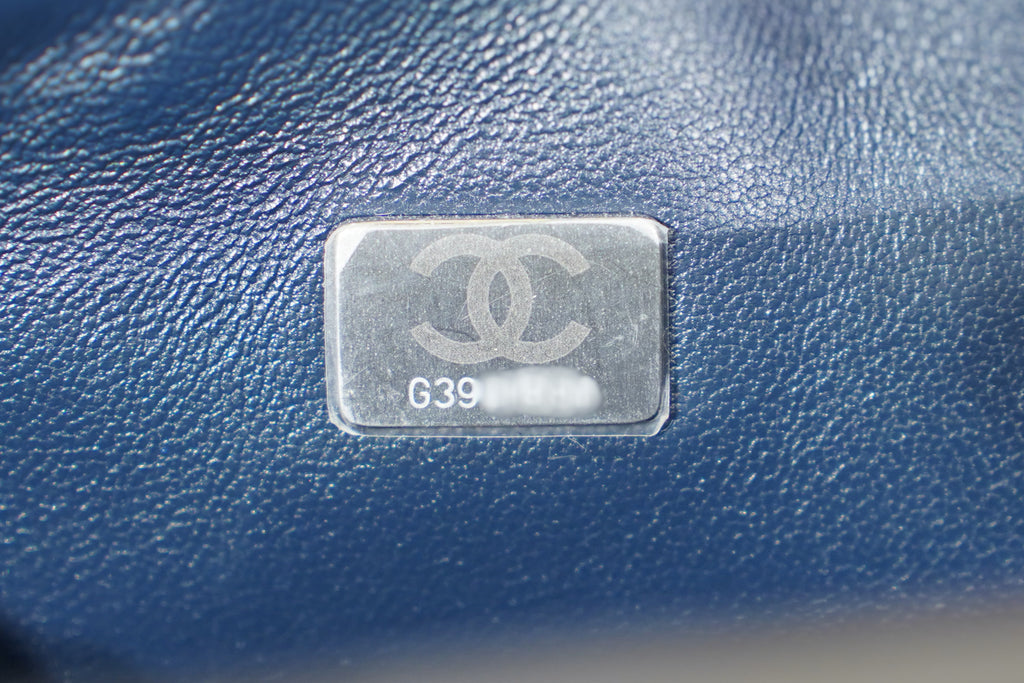 Chanel | Classic Flap Bag – Navy Blue Lambskin – Silver Hardware