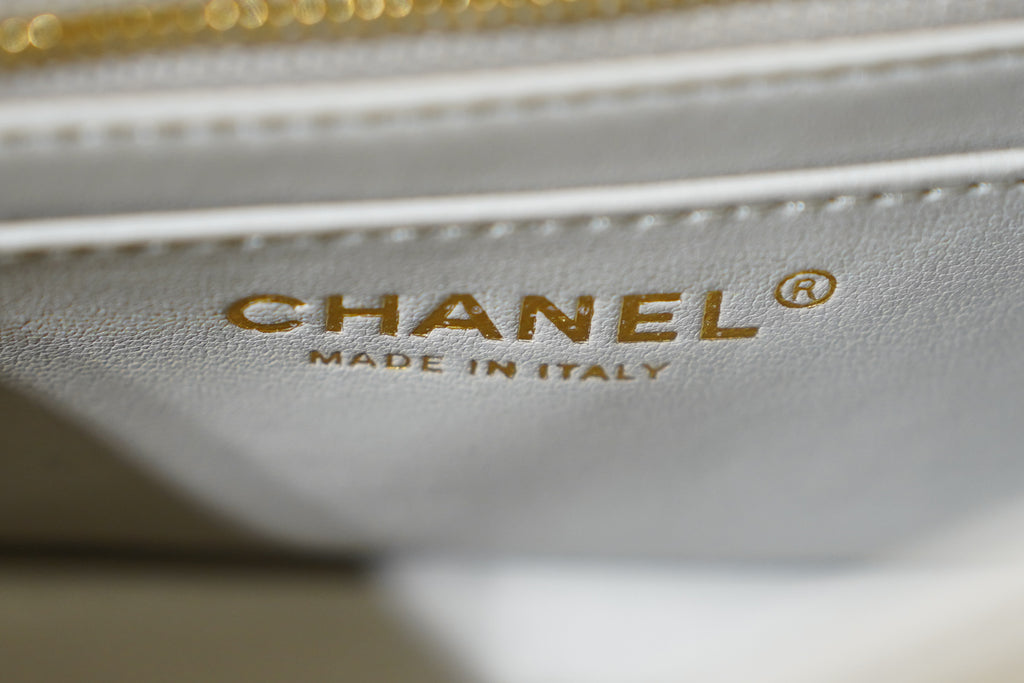 Chanel | Classic Flap Bag with Ball Charm – Light Grey Lambskin – Gold Hardware
