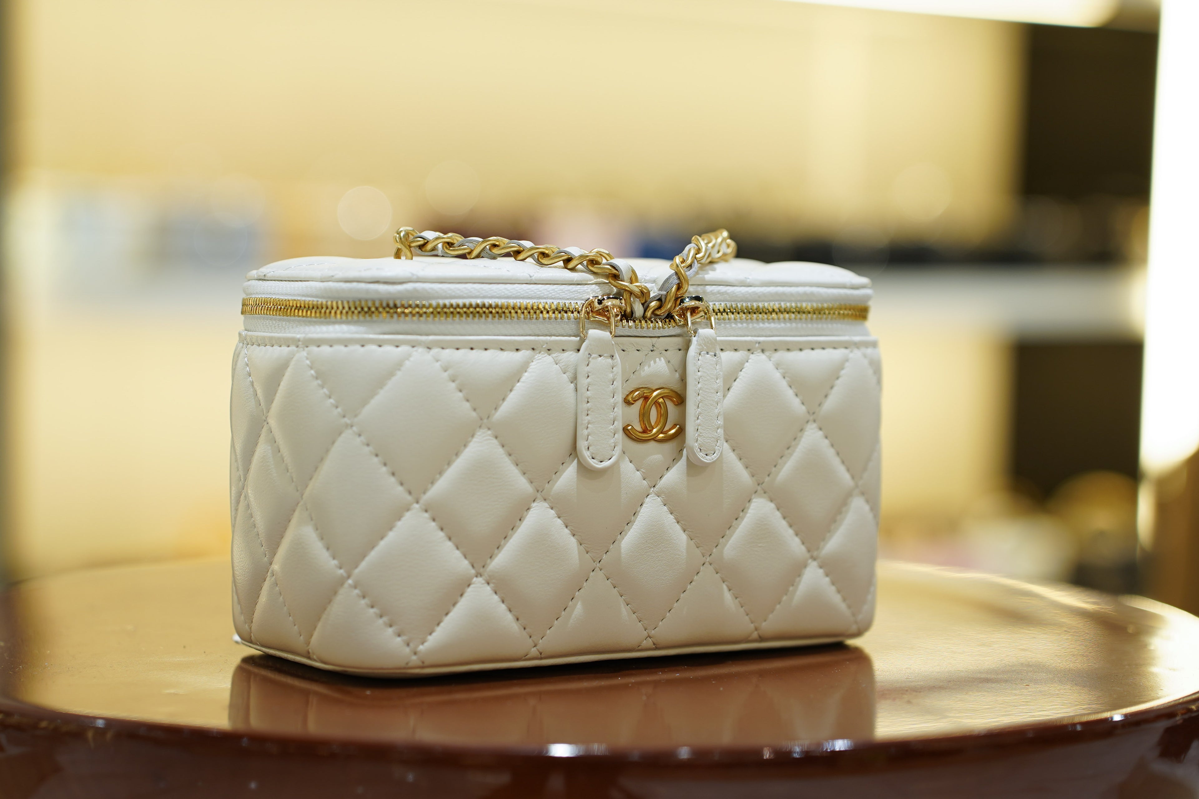 Chanel | Small Vanity Case – White Lambskin – Gold Hardware