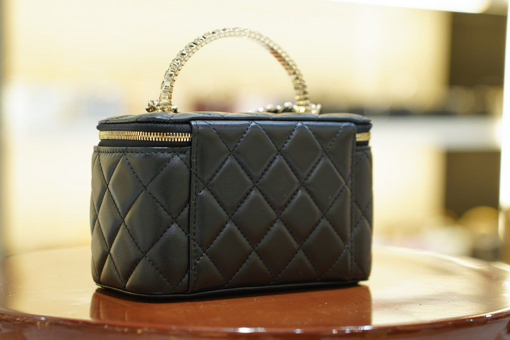 Chanel | Small Vanity Case – Black Lambskin – Crystal Gold Hardware