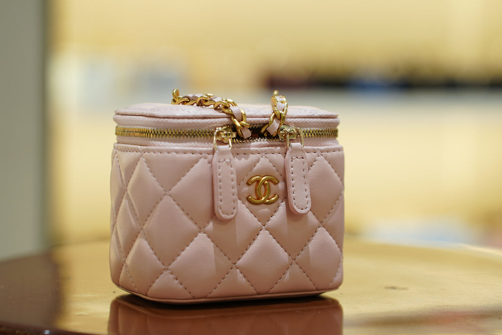 Chanel | Vanity Case Mini – Lambskin Leather – Baby Pink – Gold Hardware