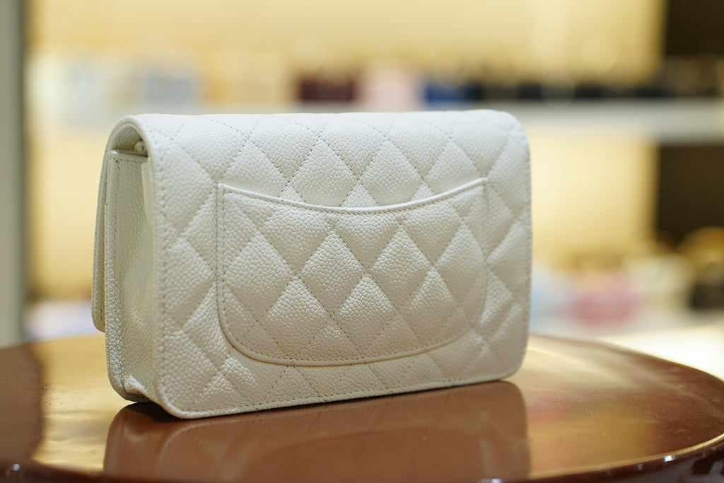 Chanel | Wallet on Chain (WOC) – White Caviar Leather – Gold Hardware