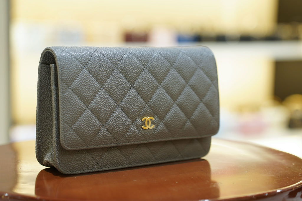 Chanel | Wallet on Chain (WOC) – Grey Caviar Leather – Gold Hardware