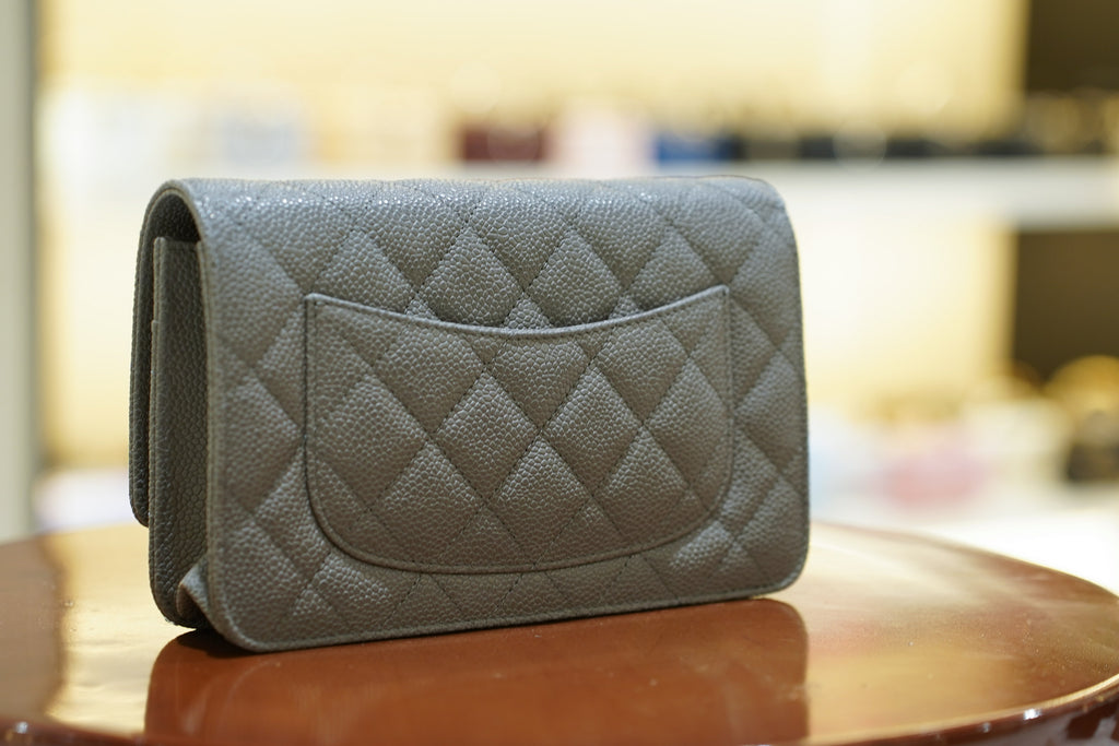Chanel | Wallet on Chain (WOC) – Grey Caviar Leather – Gold Hardware