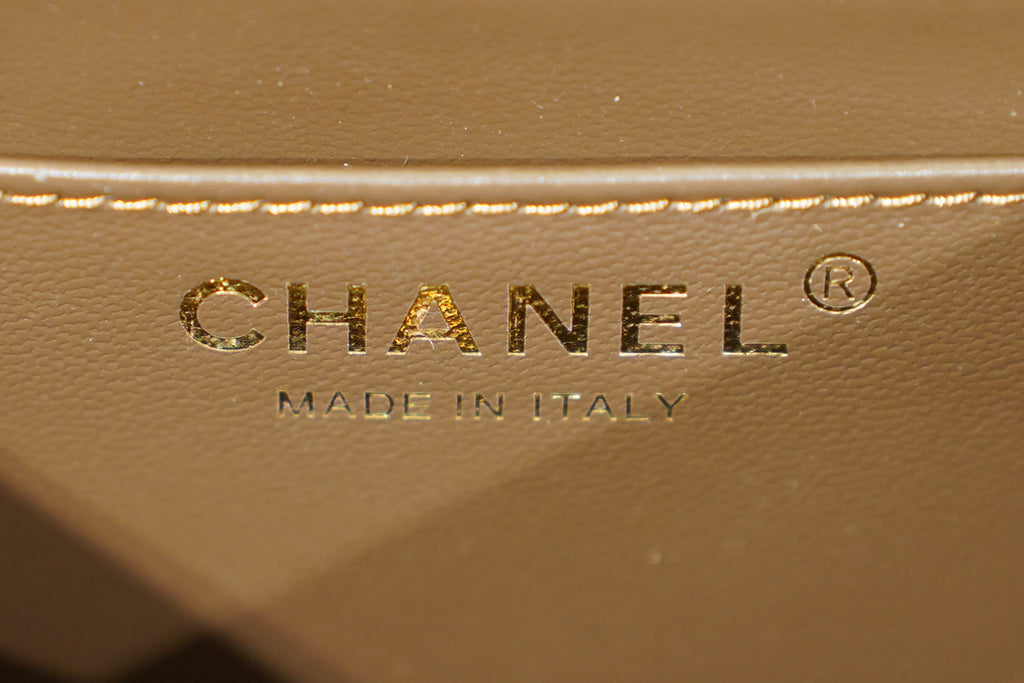 Chanel | Classic Flap Bag – Suede Taupe – Gold Hardware