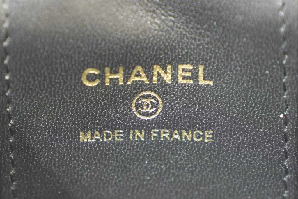 Chanel | Vanity Case Mini – Lambskin Leather – Black – Gold Hardware