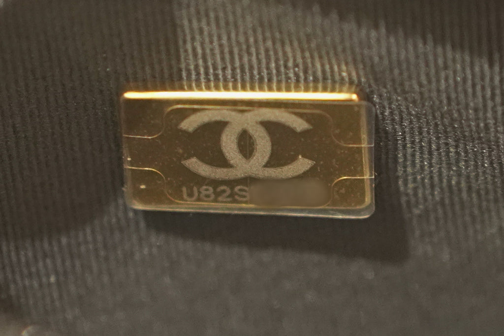 Chanel | Small Kelly – Patent Leather – Black – Gold Hardware