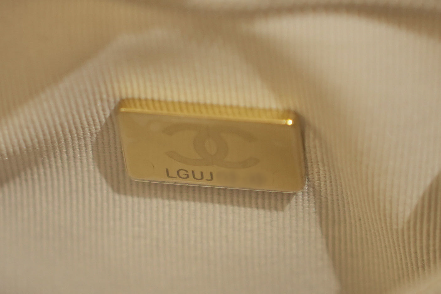 Chanel | Small Kelly – Lambskin Leather – White – Gold Hardware