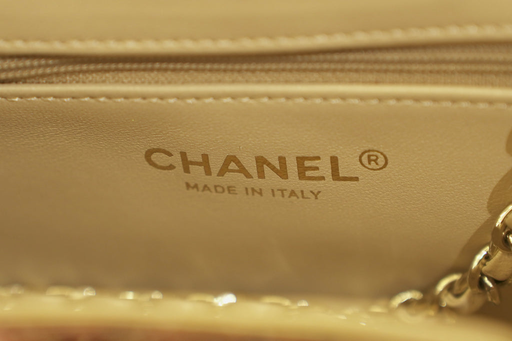 Chanel | Small Kelly – Metallic Gold Patent Leather – Gold Hardware