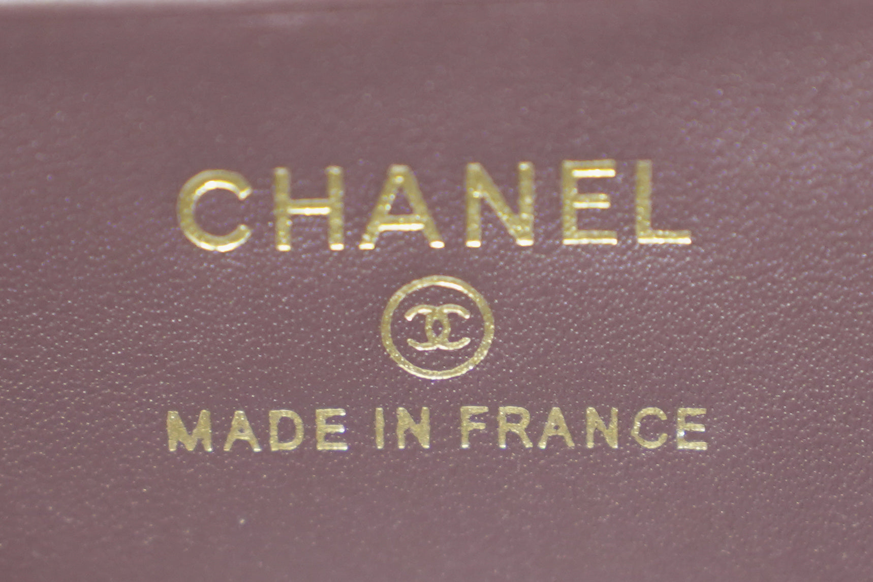 Chanel | Small Vanity Case – Bordeaux Patent Leather – Gold Hardware