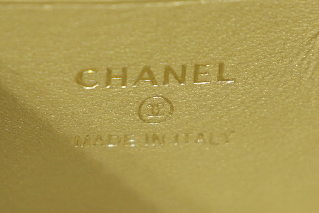 Chanel | Small Vanity Case – Bordeaux Lambskin – Gold Hardware