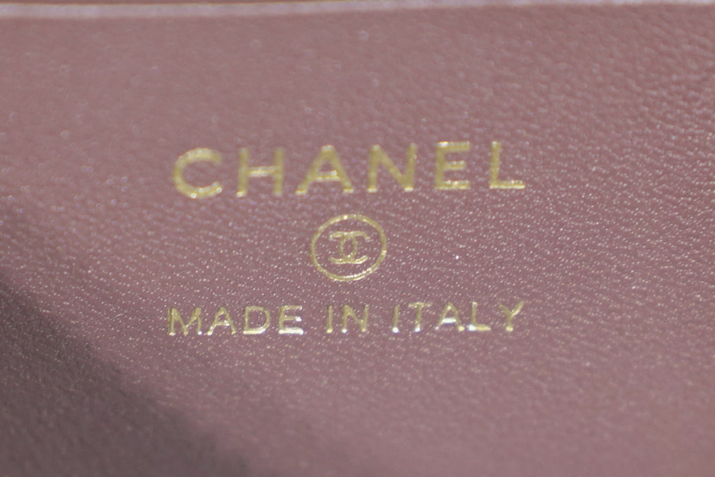 Chanel | Small Vanity Case – Chocolate Bordeaux Lambskin – Gold Hardware