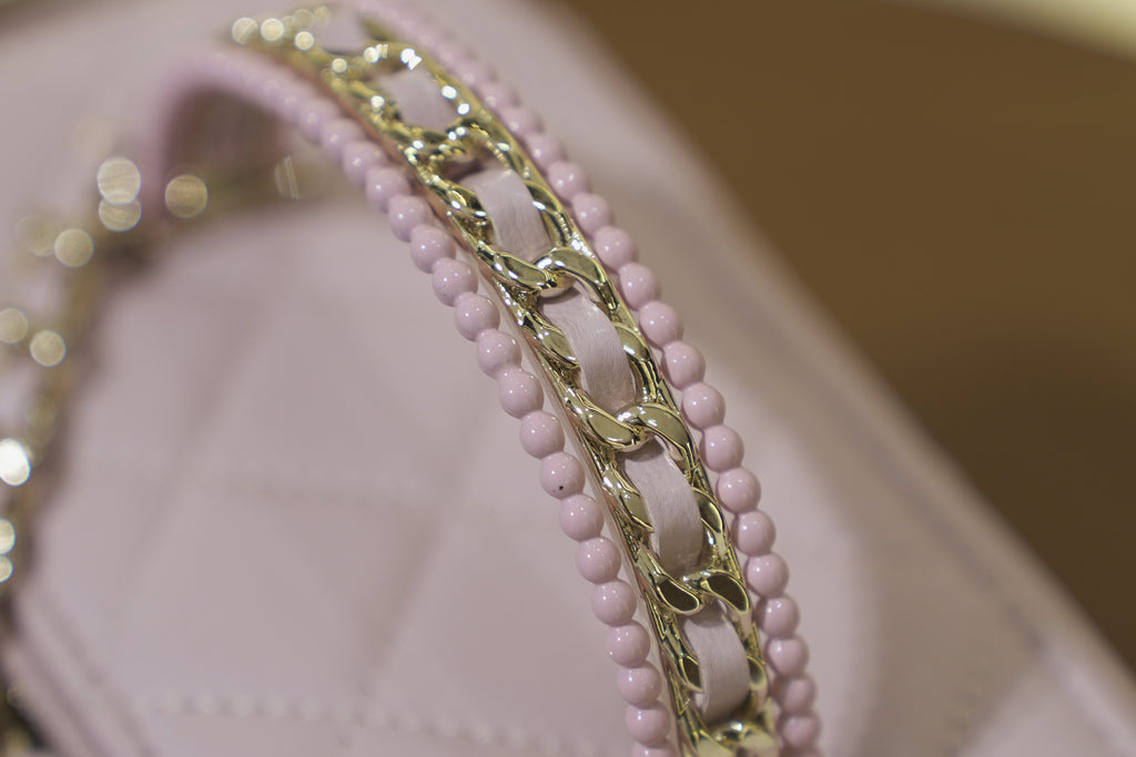 Chanel | Small Vanity Case with Top Handle – Rose Pink Lambskin – Gold Hardware