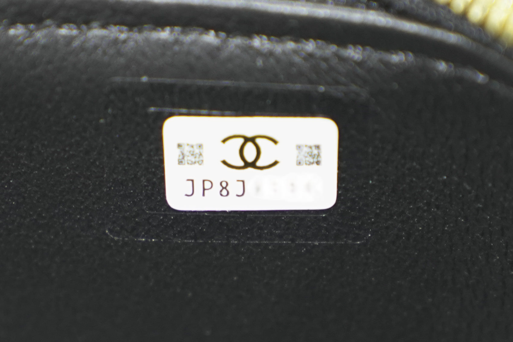 Chanel | Small Vanity Case – Black Lambskin – Classic Gold Hardware