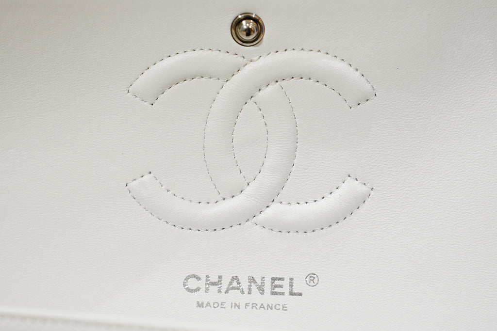 Chanel | Classic Flap Bag – Medium – Leather – White – Silver Hardware