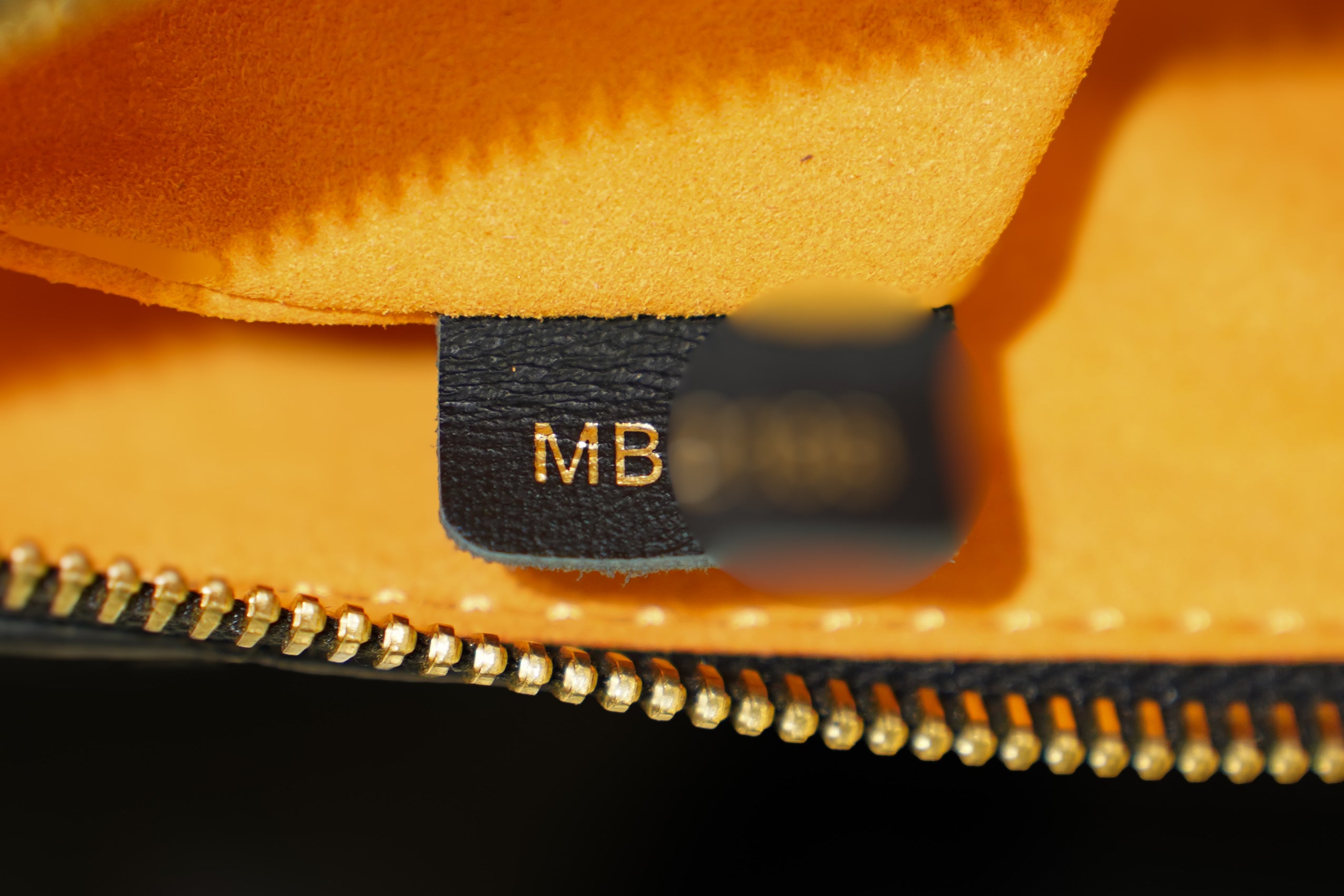 Louis Vuitton | Coussin Large – Leather – Black – Gold Hardware