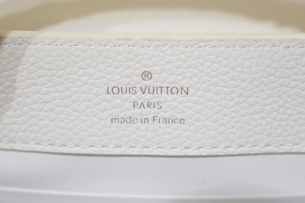 Louis Vuitton | Capucines Medium – Leather – Beige – Silver Hardware