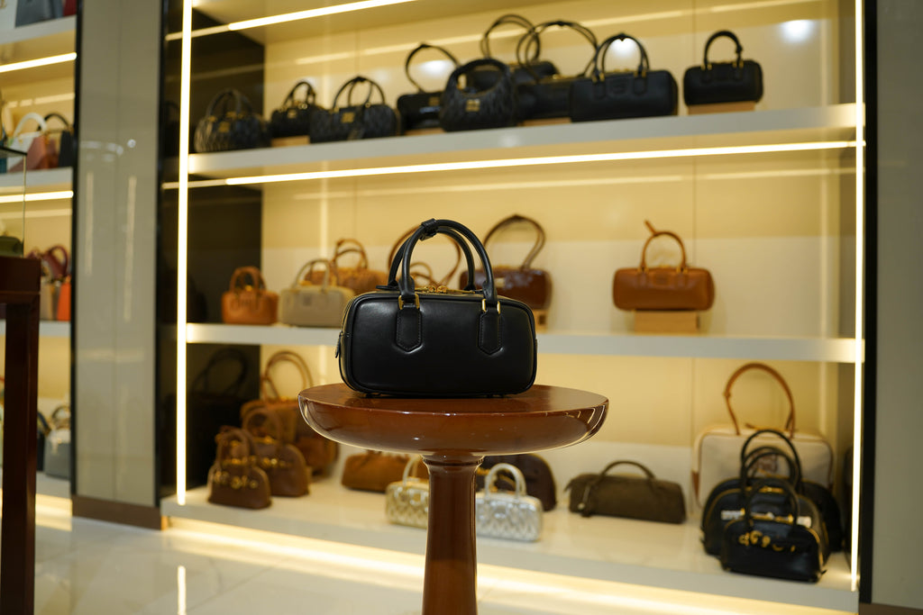 Miu Miu | Arcadie (Medium) – Leather – Black – Gold Hardware