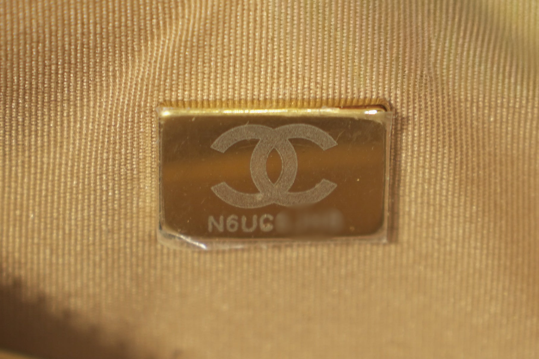 Chanel | Hobo Bag – Lambskin – Beige – Gold Hardware