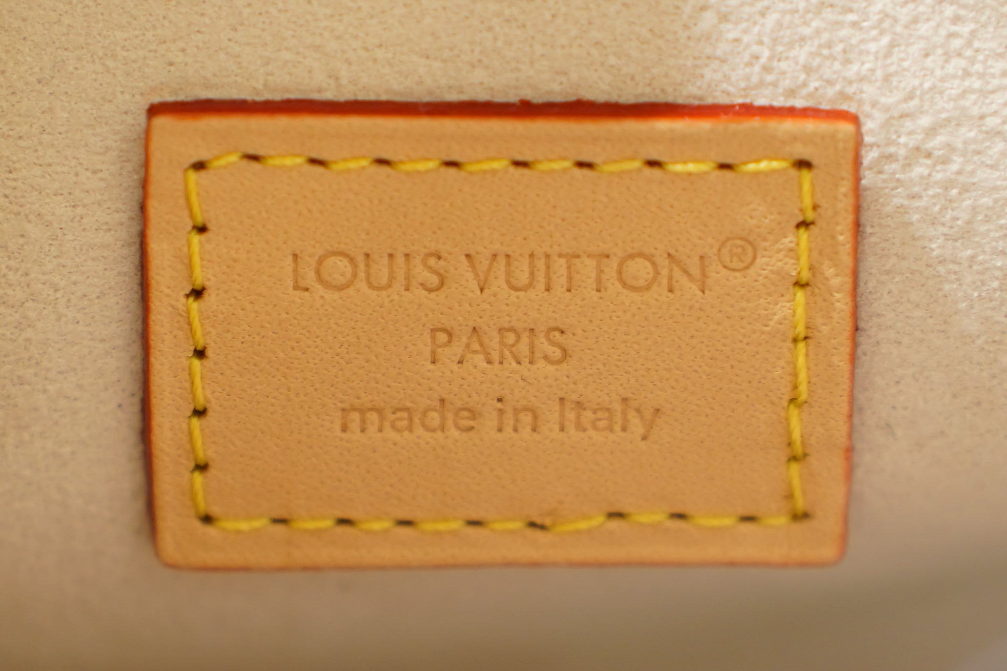 Louis Vuitton | Neverfull – Canvas – Cream – Gold Hardware