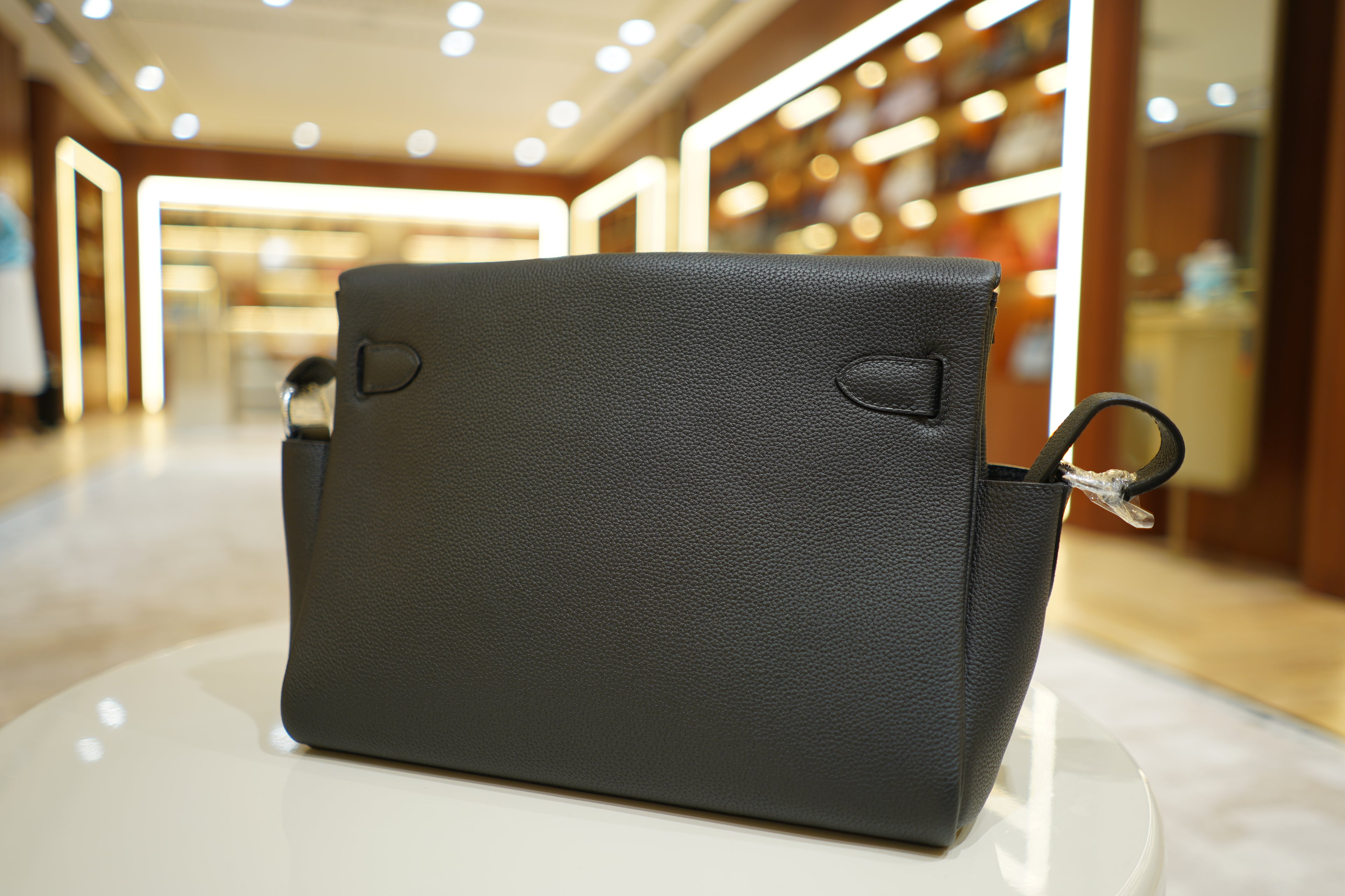 Hermes | Kelly Messenger – Medium – Togo – Black – Palladium Hardware