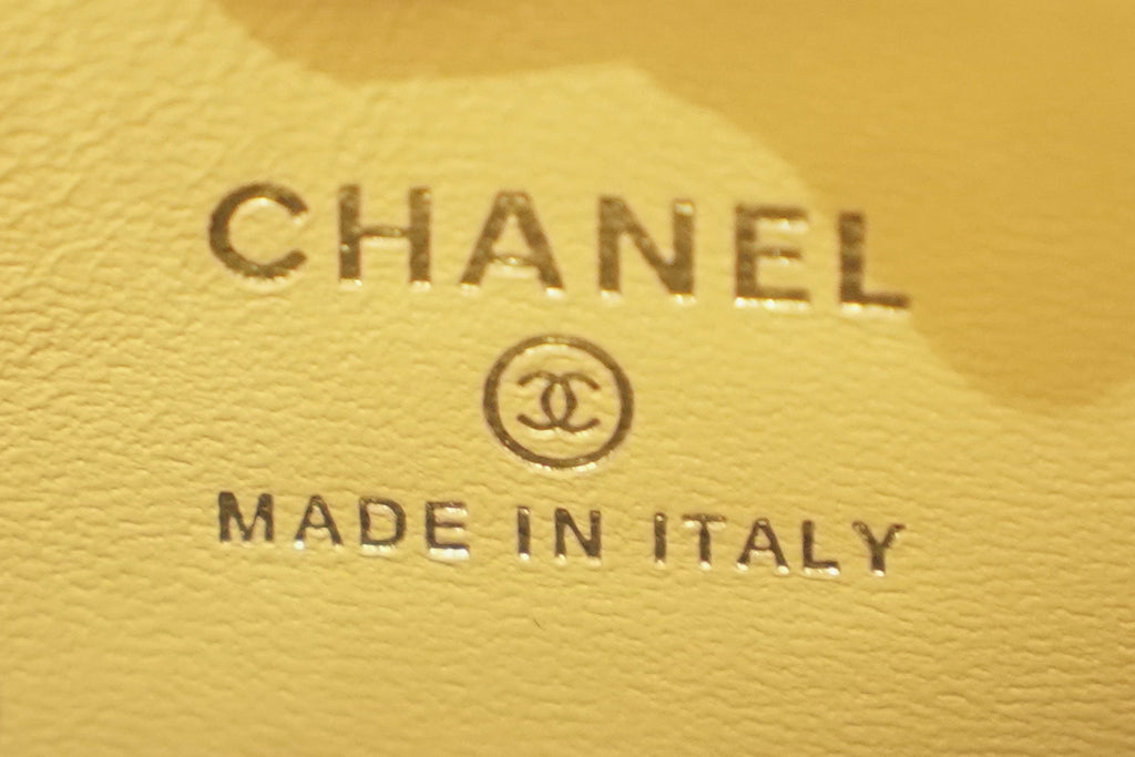 Chanel | Hobo Bag – Lambskin – Beige – Gold Hardware