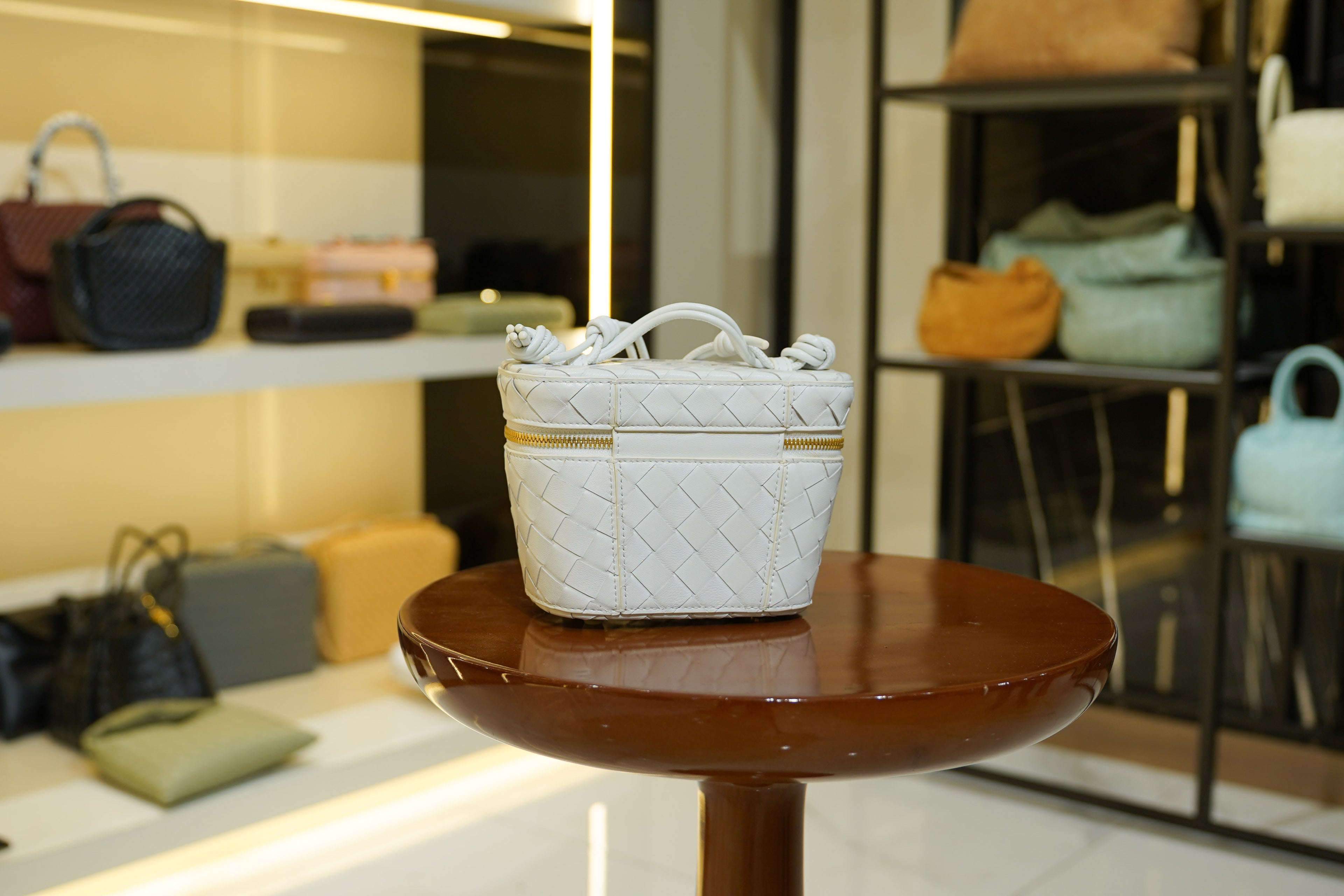 Bottega Veneta | Bang-Bang (Mini) – Leather – White – Gold Hardware