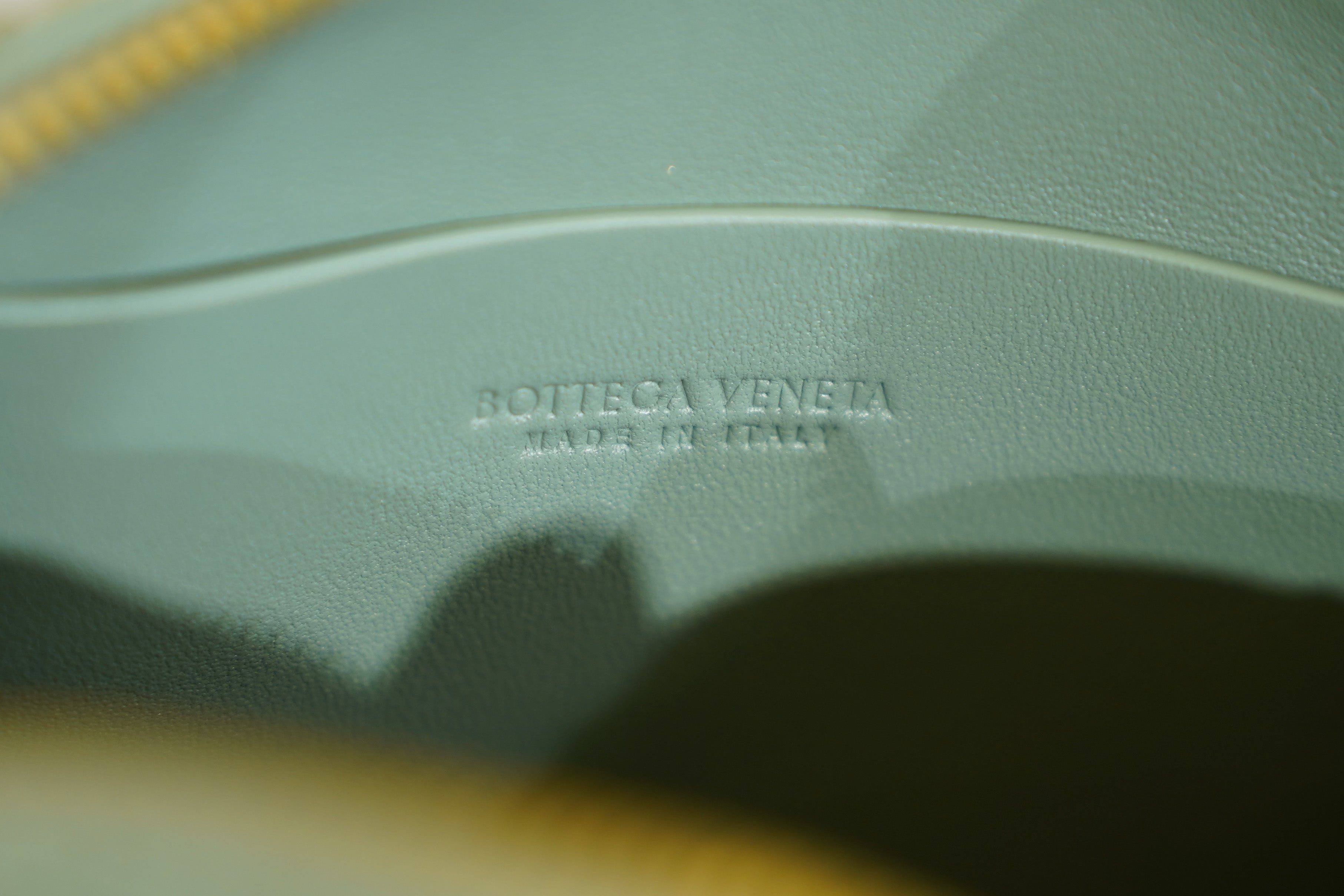 Bottega Veneta | Concert Pouch – Nappa Leather – Green – Gold Hardware