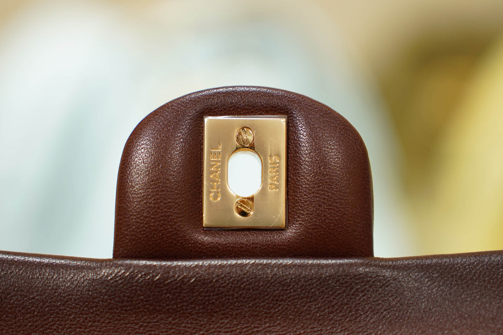 Chanel | Classic Flap Bag – Medium – Lambskin – Brown – Gold Hardware